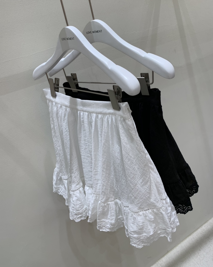 LOVE MOMENT東大門代購女裝新款真品推薦時尚職業熱賣短裙LOVE MOMENT短裙
