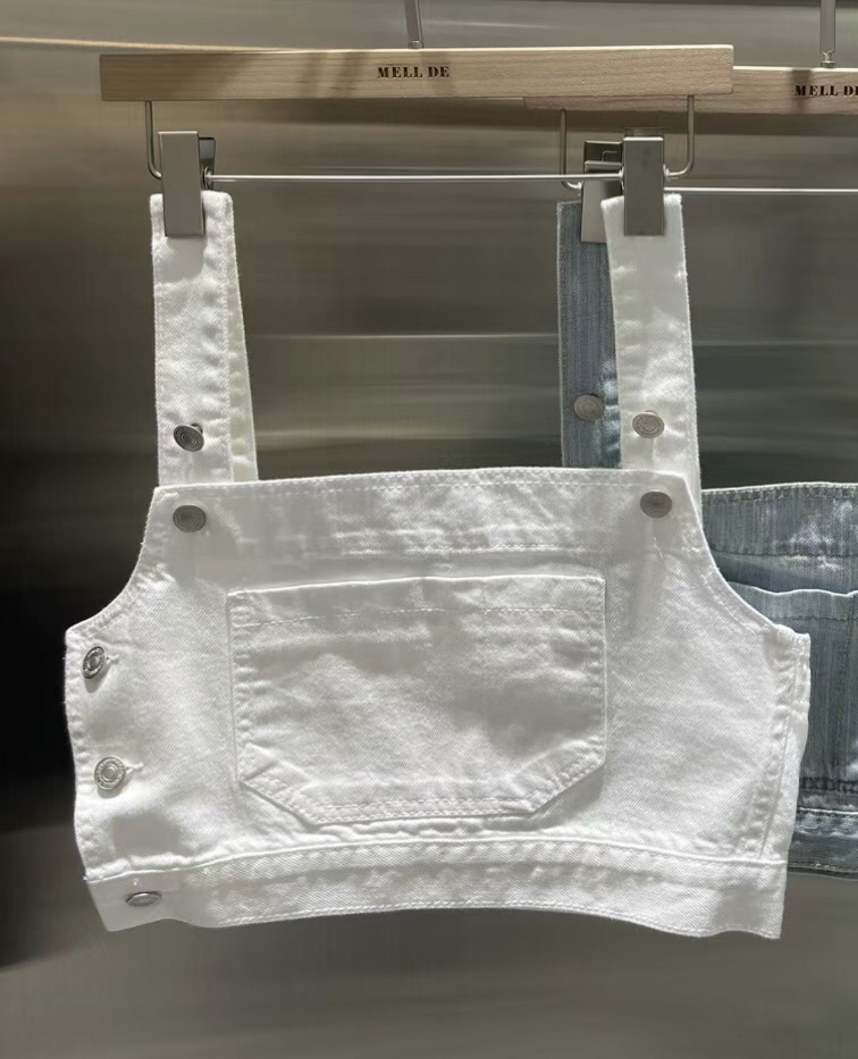MELLDE東大門代購女裝新款時尚真品推薦人氣熱賣職業吊帶背心MELLDE吊帶/背心