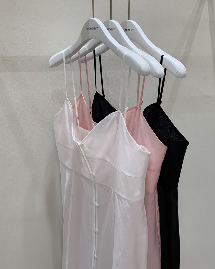 LOVE MOMENT東大門實拍女士新品真品推薦休閑25春夏連衣裙LOVE MOMENT連衣裙