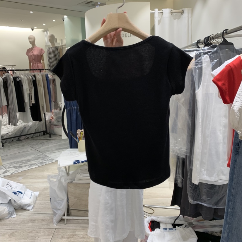 ADELINE韓國㊣直郵東大門代購女裝新品時尚熱賣人氣推薦T恤ADELINET恤