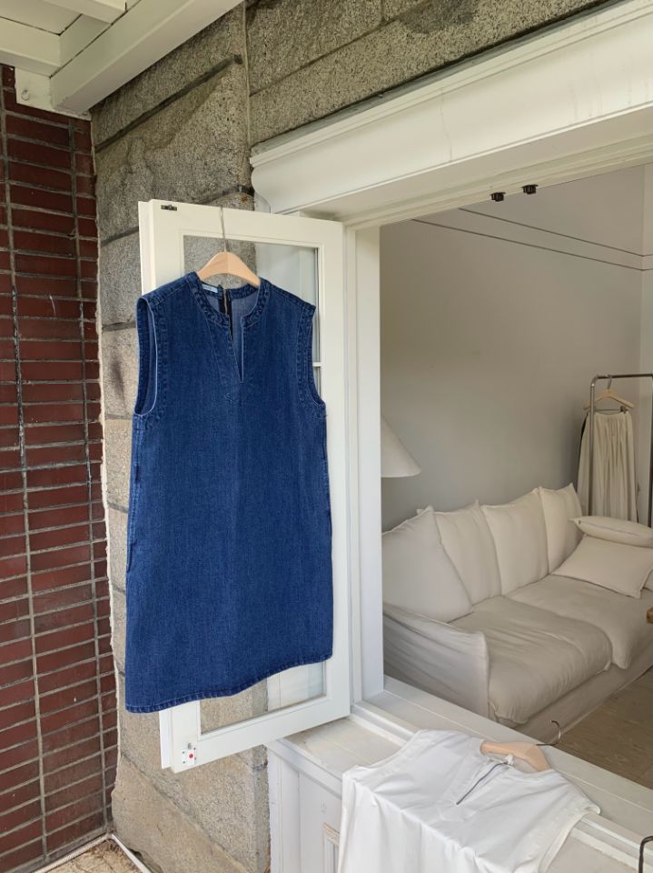 MARE韓國㊣直郵東大門代購女裝新品推薦熱賣時尚休閑連衣裙V領MARE連衣裙