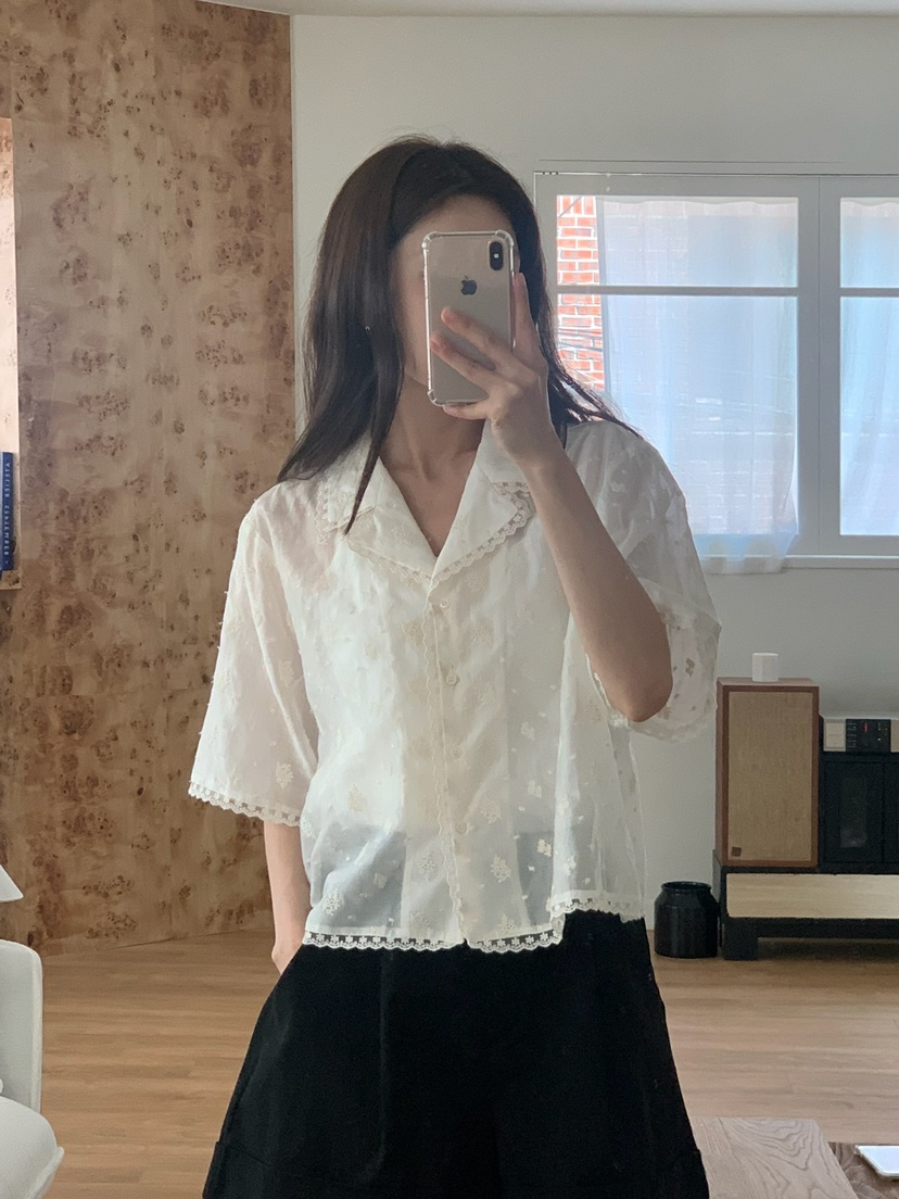 BLEECKER韓國㊣直郵東大門代購女裝新款推薦人氣襯衫蕾絲衫BLEECKER襯衫/蕾絲衫