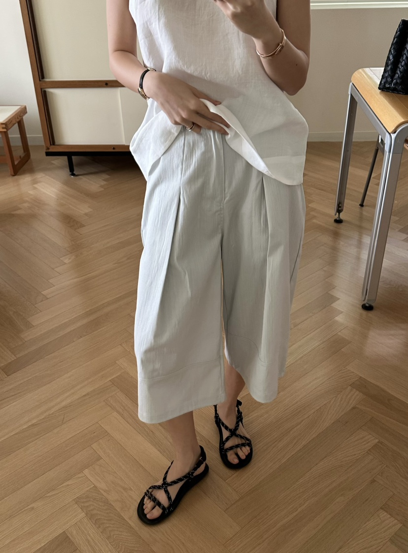 LE VASE韓國直郵㊣東大門實拍女裝新品推薦休閑人氣時尚短褲LE VASE短褲圖色2