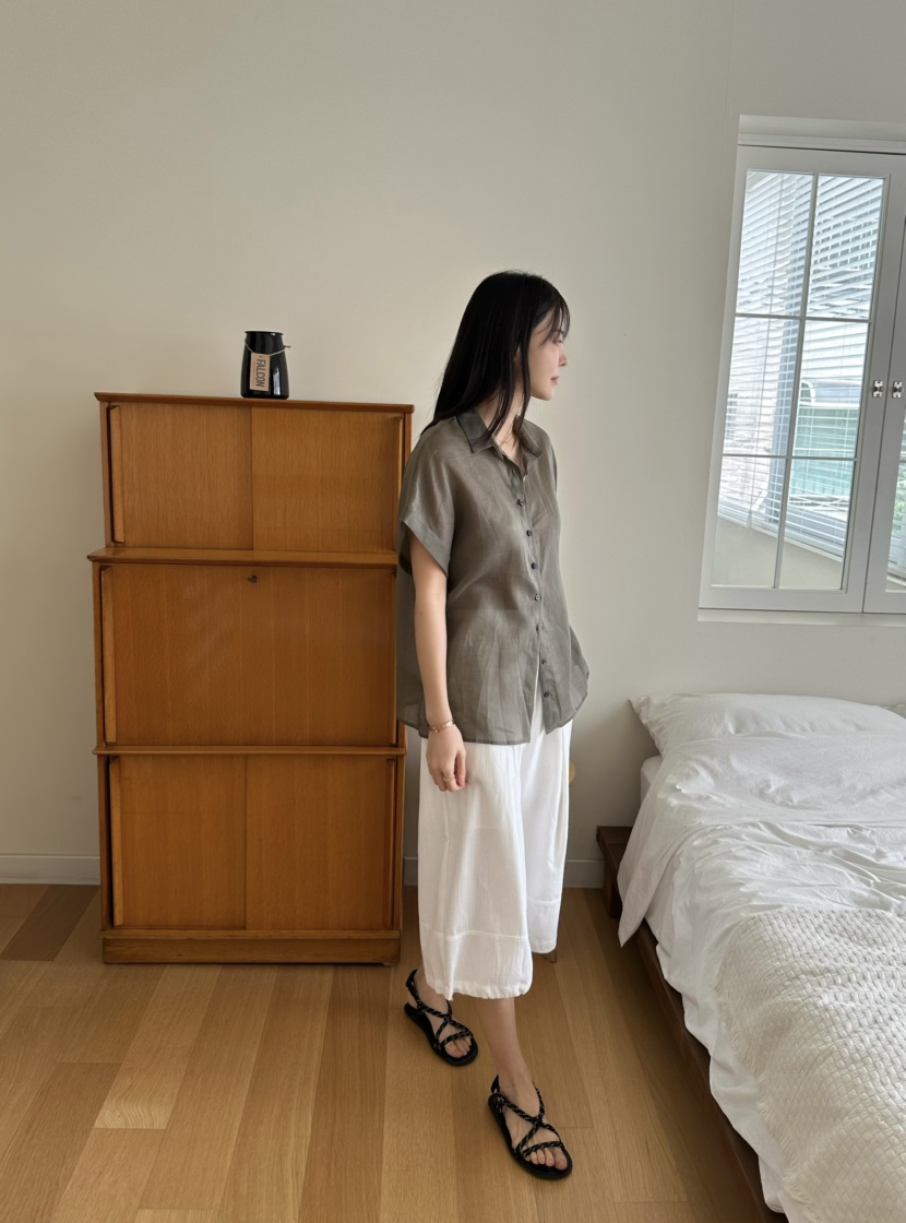 LE VASE韓國直郵㊣東大門實拍女裝新款人氣25春夏襯衫蕾絲衫LE VASE襯衫/蕾絲衫