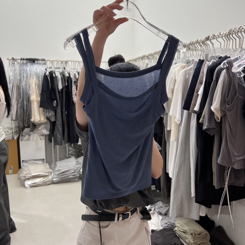 PADO韓國直郵㊣女裝新款推薦人氣休閑時尚25春夏熱賣吊帶背心PADO吊帶/背心圖色2