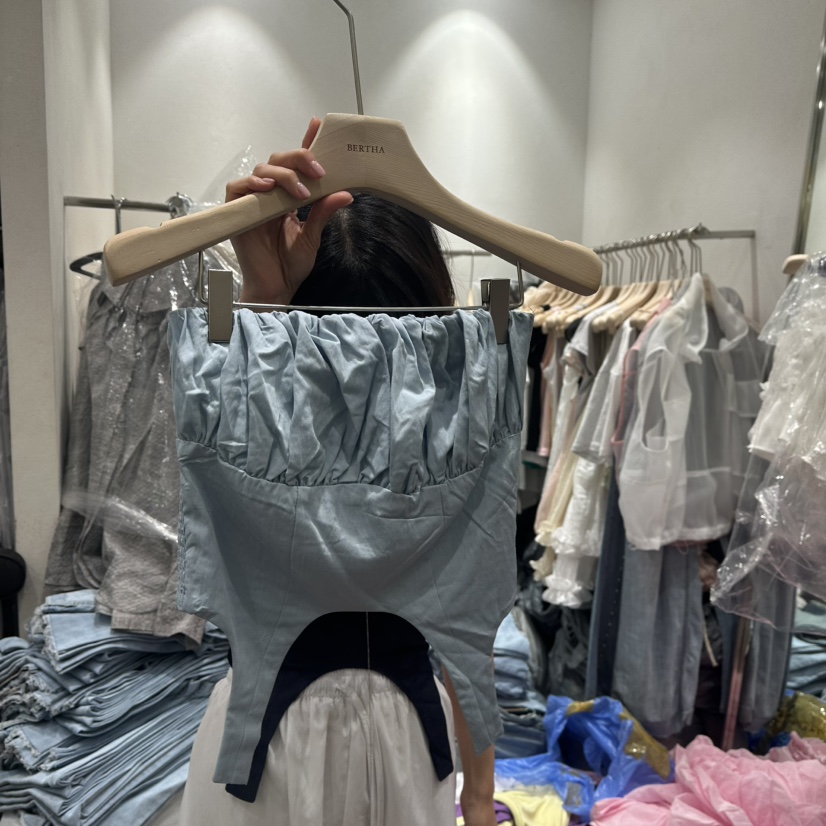 BERTHA韓國直郵㊣女裝新品休閑熱賣25春夏推薦吊帶背心褶皺BERTHA吊帶/背心圖色2