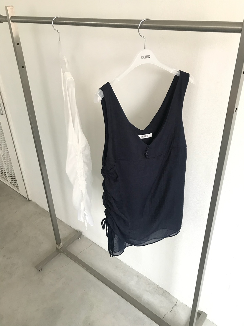 ESCHER東大門直郵女裝新品休閑25春夏時尚推薦熱賣吊帶背心ESCHER吊帶/背心