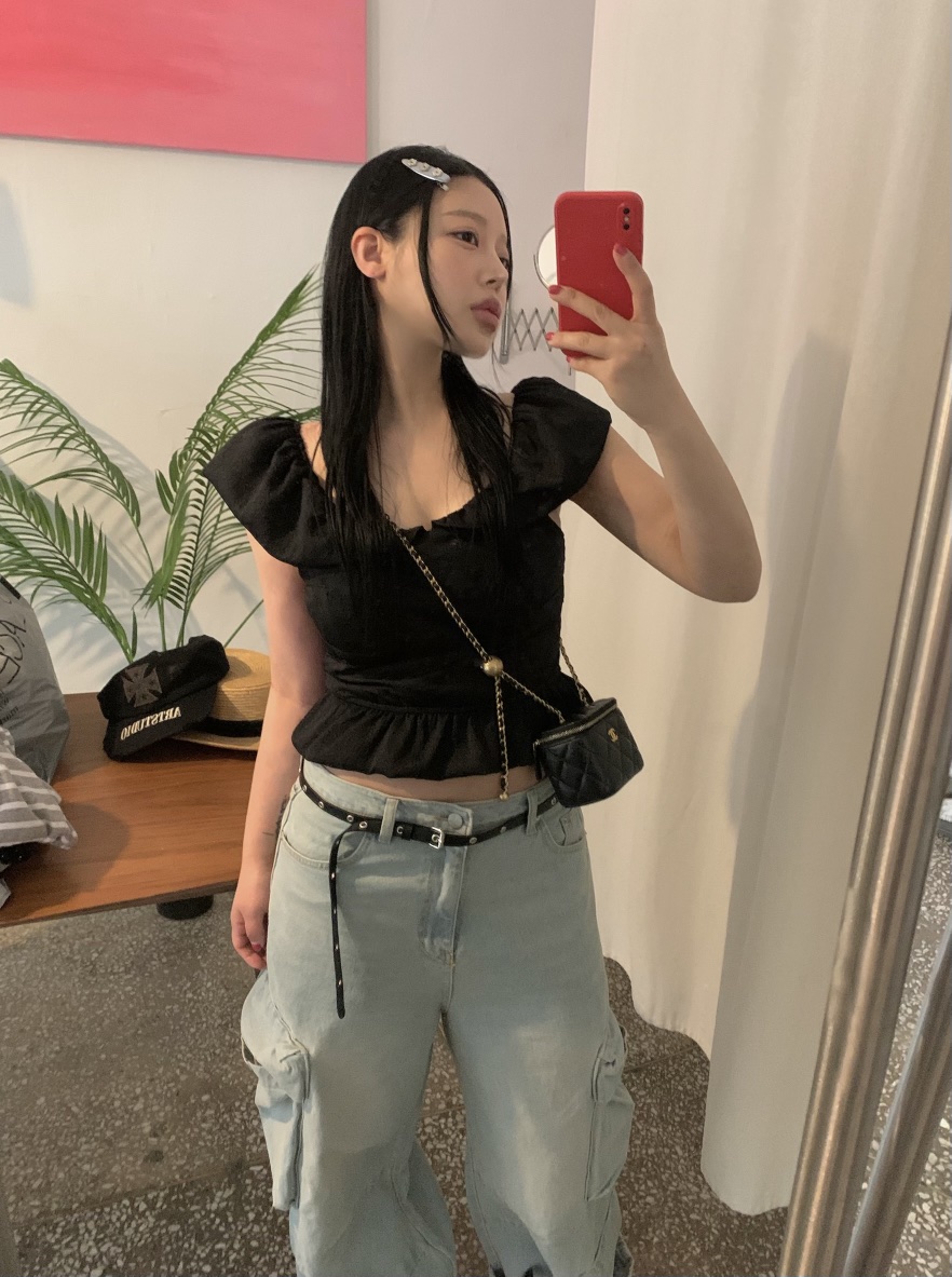 SEOLO韓國代購女裝新款時尚職業推薦人氣熱賣襯衫蕾絲衫露肩Seolo seoul襯衫/蕾絲衫