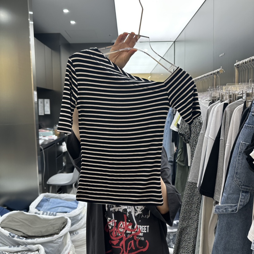 MADCITY韓國直郵女裝新品25春夏時尚職業人氣休閑真品熱賣T恤MADCITYT恤圖色2