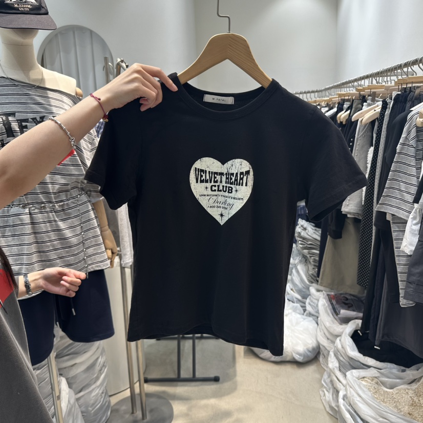W.FATAL韓國代購女裝新品時尚熱賣25春夏推薦人氣真品職業T恤W.FATALT恤圖色4