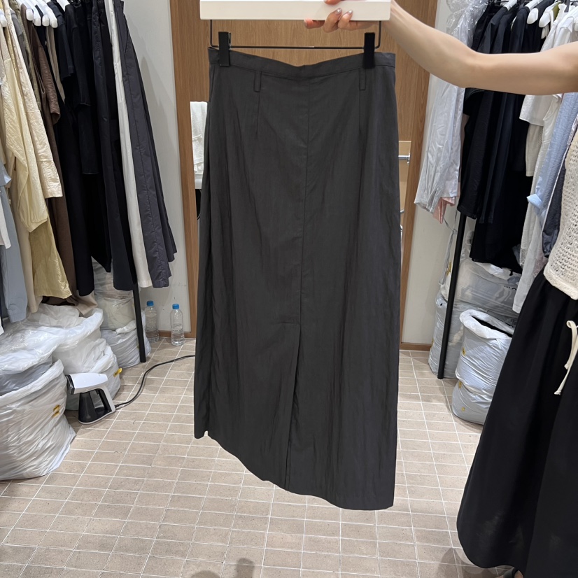 LOFN直郵韓國代購㊣女裝新品人氣熱賣半身裙中短裙不含腰帶LOFN半身裙/中短裙