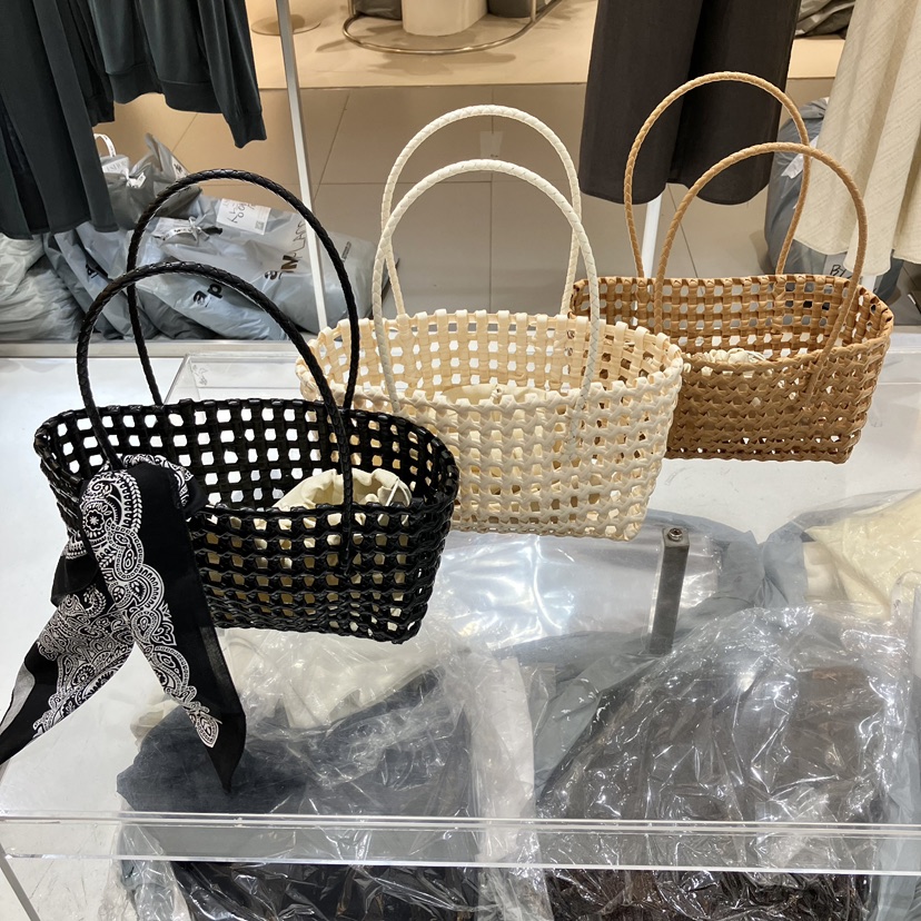 J SHOP韓國直郵㊣女裝新品25春夏推薦人氣時尚休閑單肩斜跨包J_SHOP單肩/斜跨包