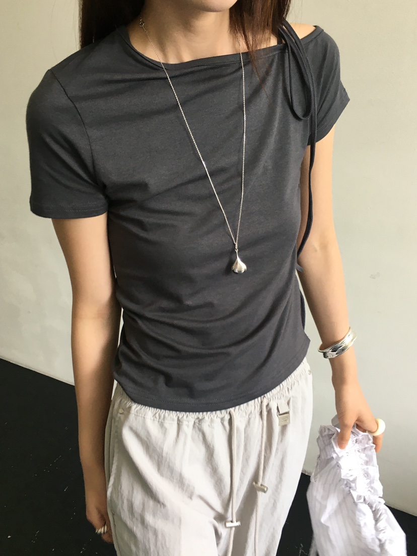 MONDAYMORING韓國直郵㊣女裝新品推薦25春夏時尚熱賣T恤褶皺MONDAYMORINGT恤