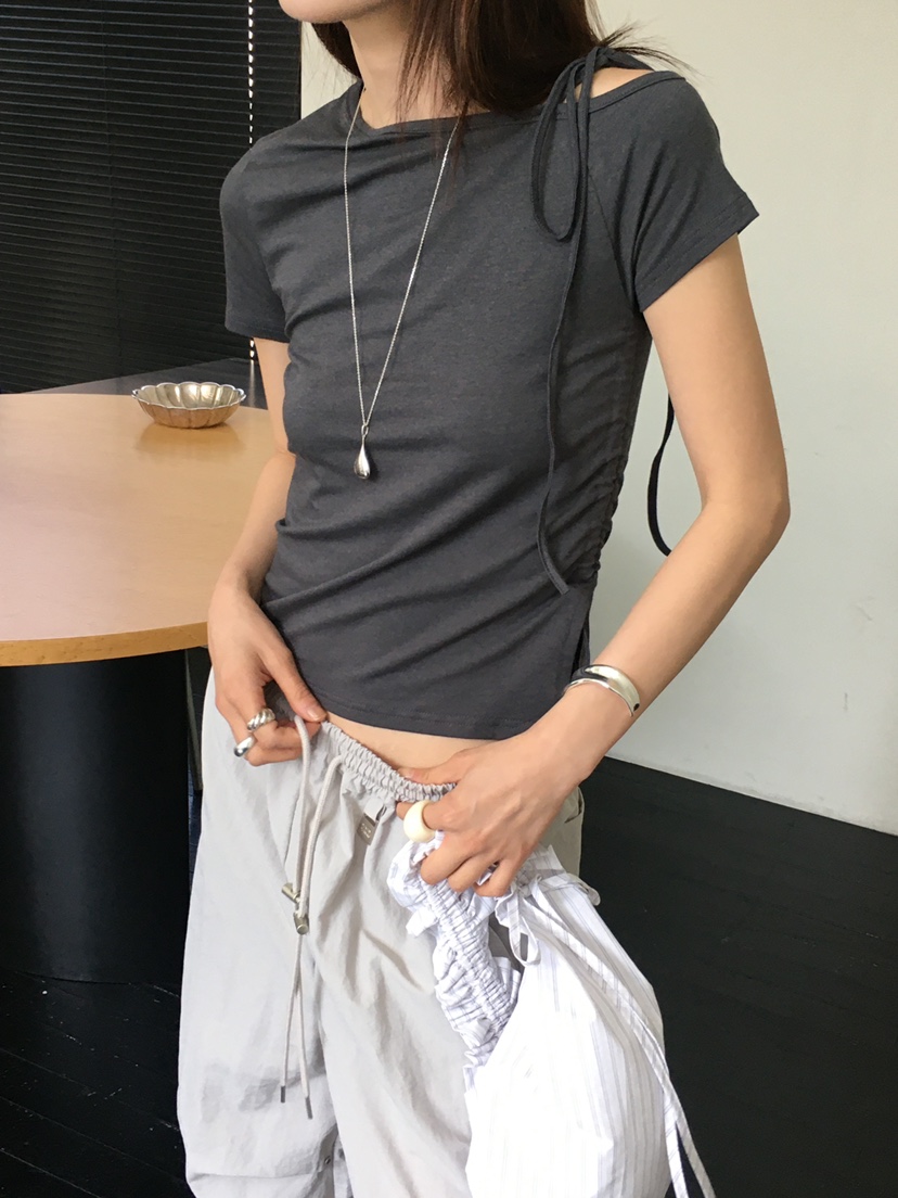 MONDAYMORING韓國直郵㊣女裝新品推薦25春夏時尚熱賣T恤褶皺MONDAYMORINGT恤