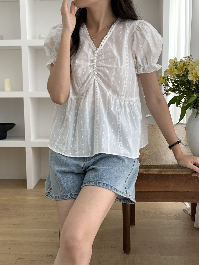 FRILL-T直郵韓國代購㊣女裝新品熱賣人氣時尚25春夏襯衫蕾絲衫FRILL-T襯衫/蕾絲衫