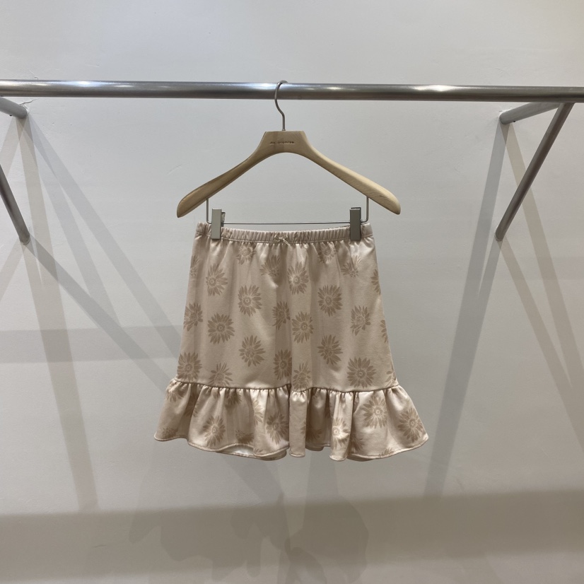 SILVER韓國直郵㊣東大門實拍女裝新品25春夏時尚熱賣推薦短裙SILVER短裙圖色2