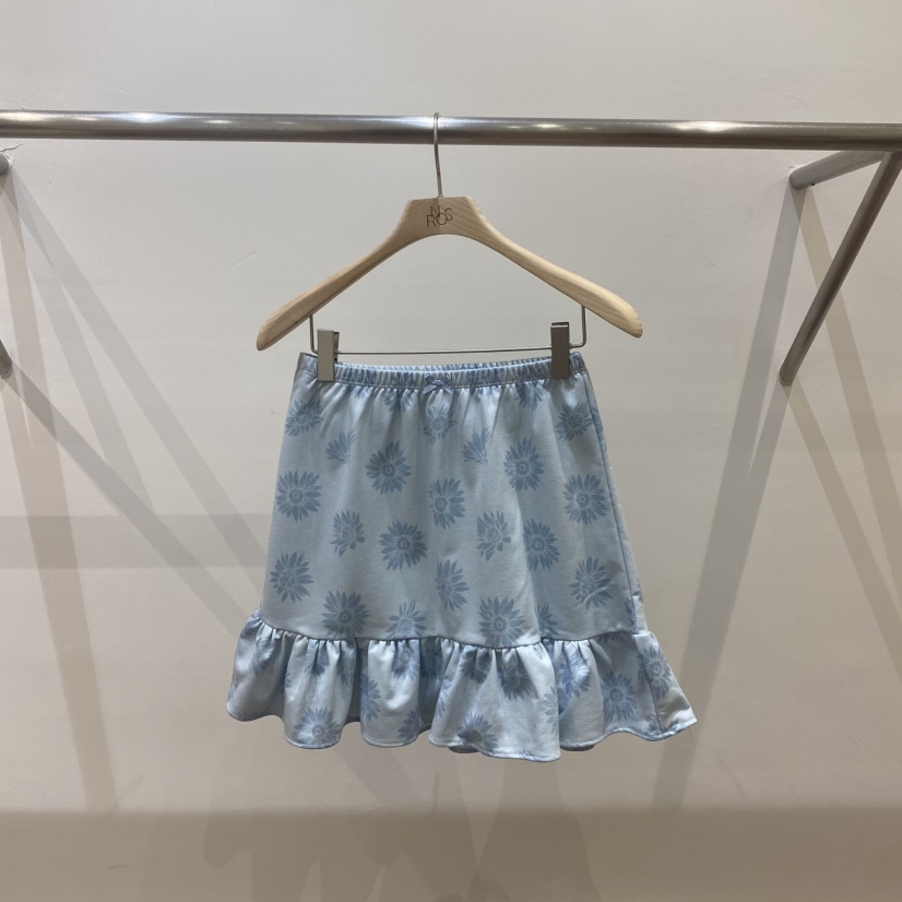 SILVER韓國直郵㊣東大門實拍女裝新品25春夏時尚熱賣推薦短裙SILVER短裙圖色3