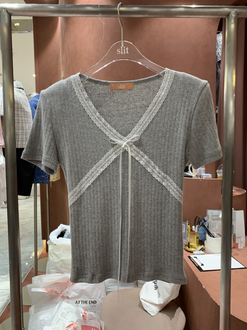 SLIT韓國直郵㊣女裝新款時尚25春夏熱賣推薦人氣休閑T恤SLITT恤圖色3
