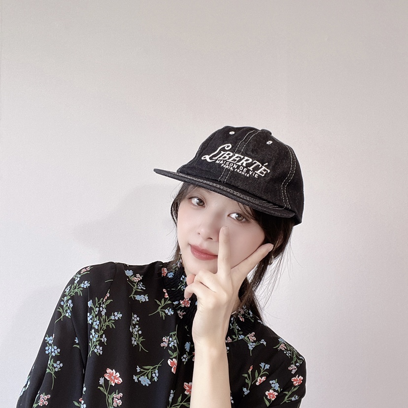 LOVELY HAT韓國直郵㊣東大門實拍女裝新款時尚休閑熱賣帽子LOVELY HAT帽子