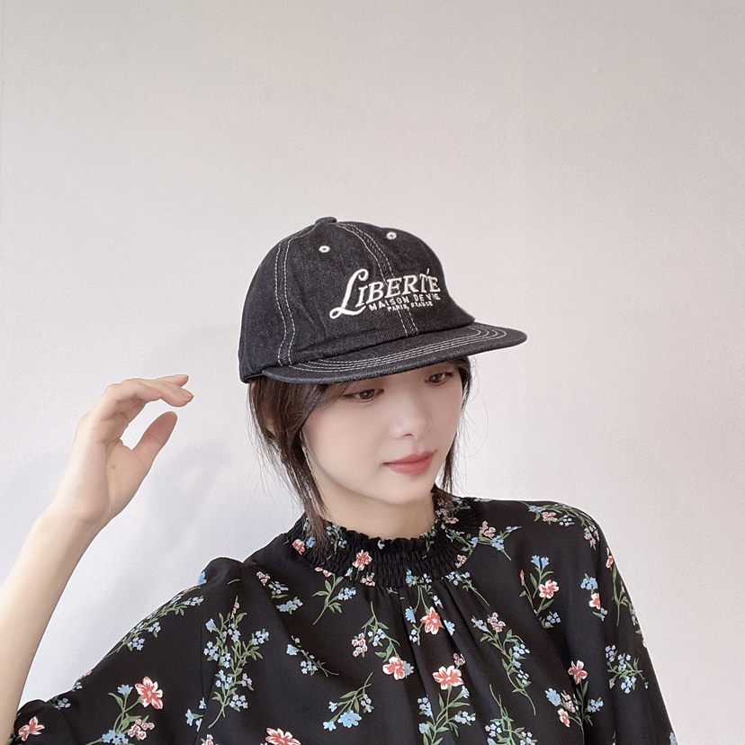LOVELY HAT韓國直郵㊣東大門實拍女裝新款時尚休閑熱賣帽子LOVELY HAT帽子
