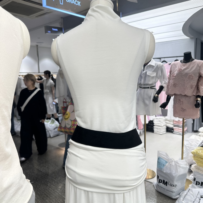 NEUTER韓國直郵㊣女裝新款熱賣人氣推薦時尚25春夏吊帶背心NEUTER吊帶/背心