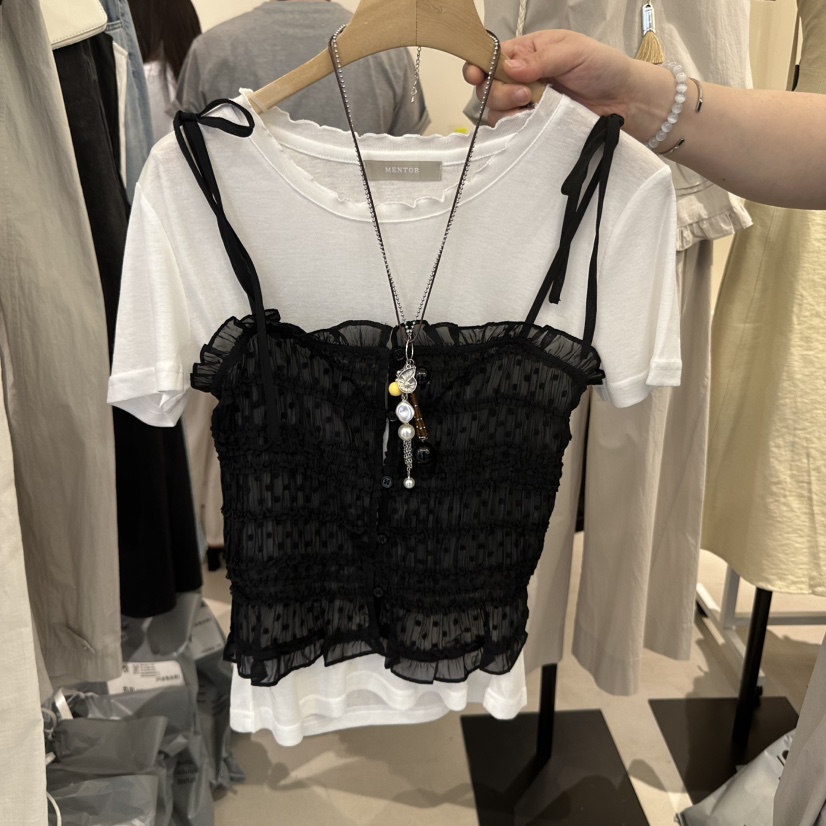 MENTOR東大門直郵女裝新品真品熱賣人氣時尚吊帶背心不含內搭MENTOR吊帶/背心圖色2