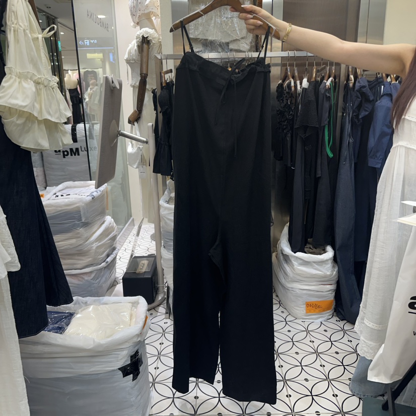 BAMBOLINA韓國直郵女士新款時尚推薦人氣熱賣職業25春夏連體褲BAMBOLINA連體褲圖色2