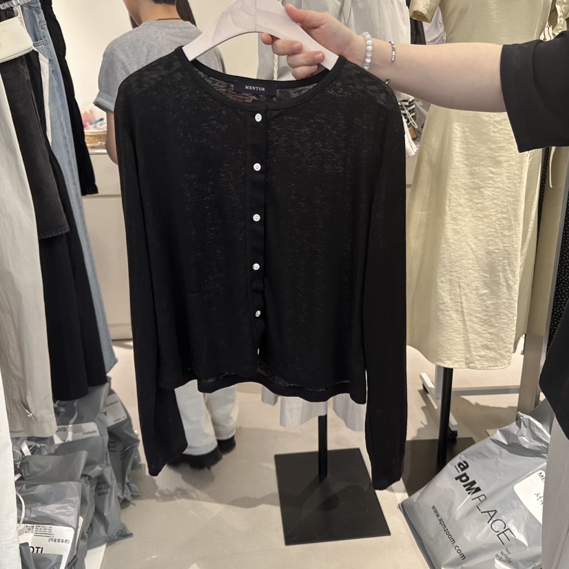MENTOR韓國直郵女士新款熱賣25春夏真品推薦人氣時尚長袖T恤絨MENTOR長袖T恤圖色2