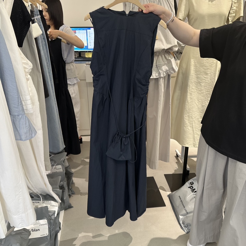 MENTOR韓國代購女裝新品25春夏真品熱賣人氣時尚連衣裙含小包MENTOR連衣裙圖色3
