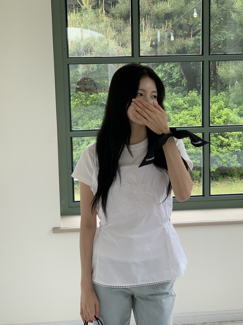 LOGARDEN東大門直郵女裝新品推薦時尚職業熱賣吊帶背心刺繡LO GARDEN吊帶/背心