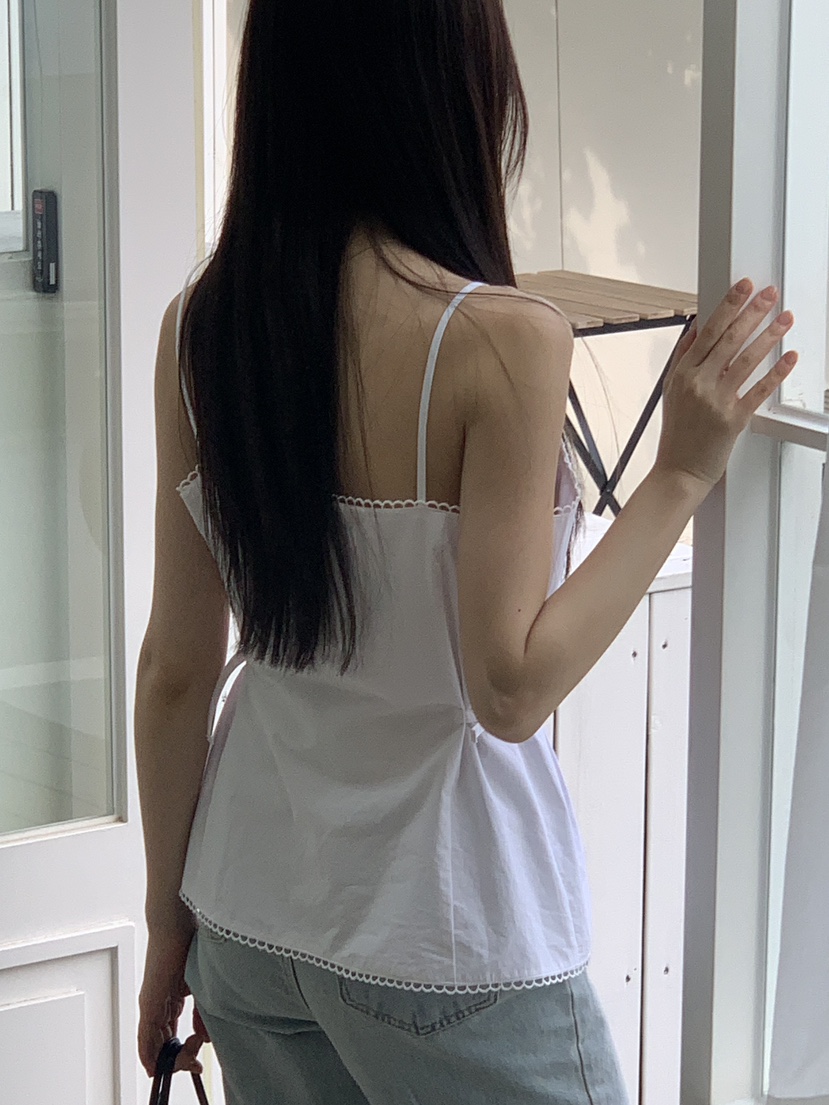 LOGARDEN東大門直郵女裝新品推薦時尚職業熱賣吊帶背心刺繡LO GARDEN吊帶/背心