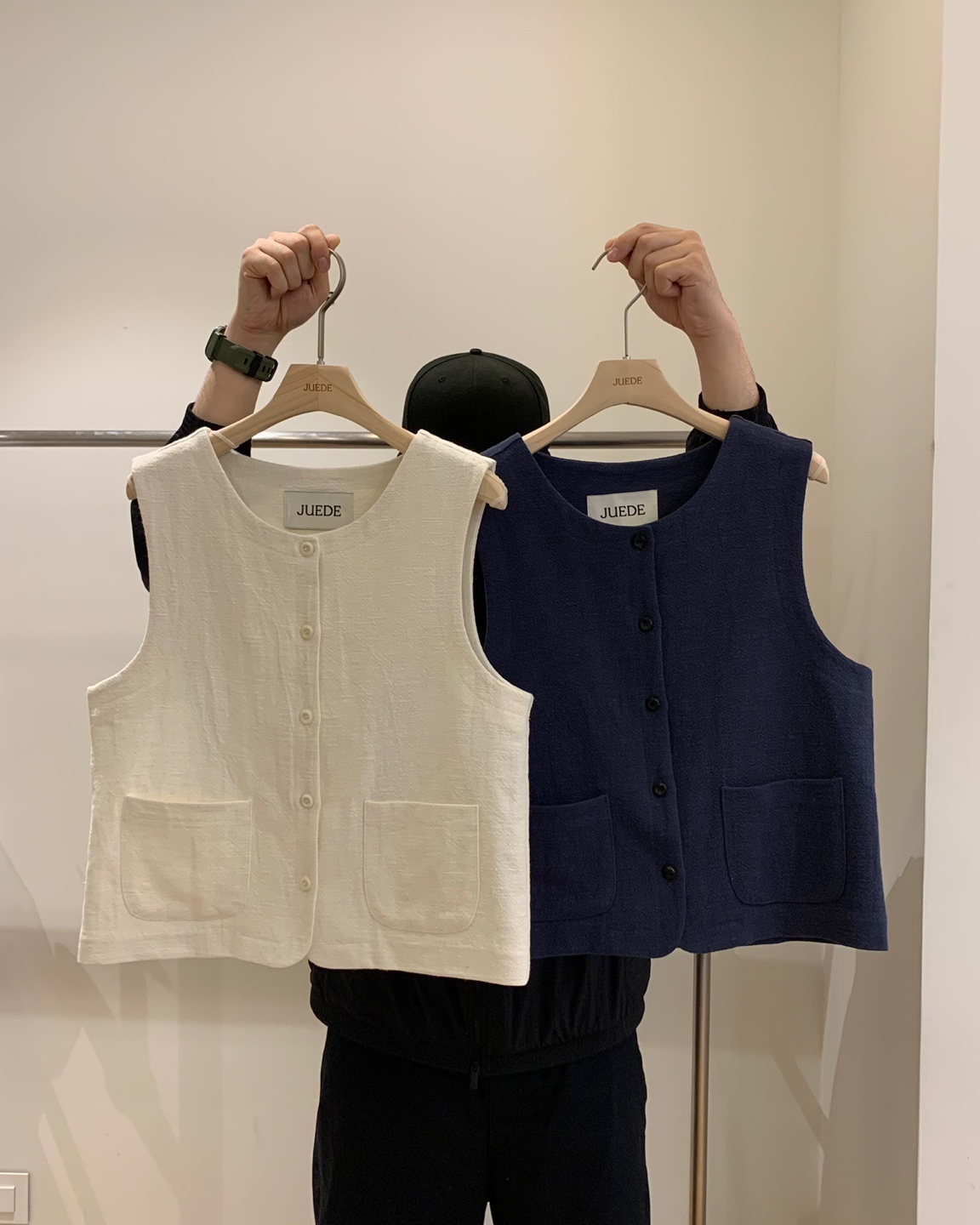 JUEDE(此品牌容易投訴)東大門直郵女裝新品熱賣休閑真品馬甲JUEDE馬甲