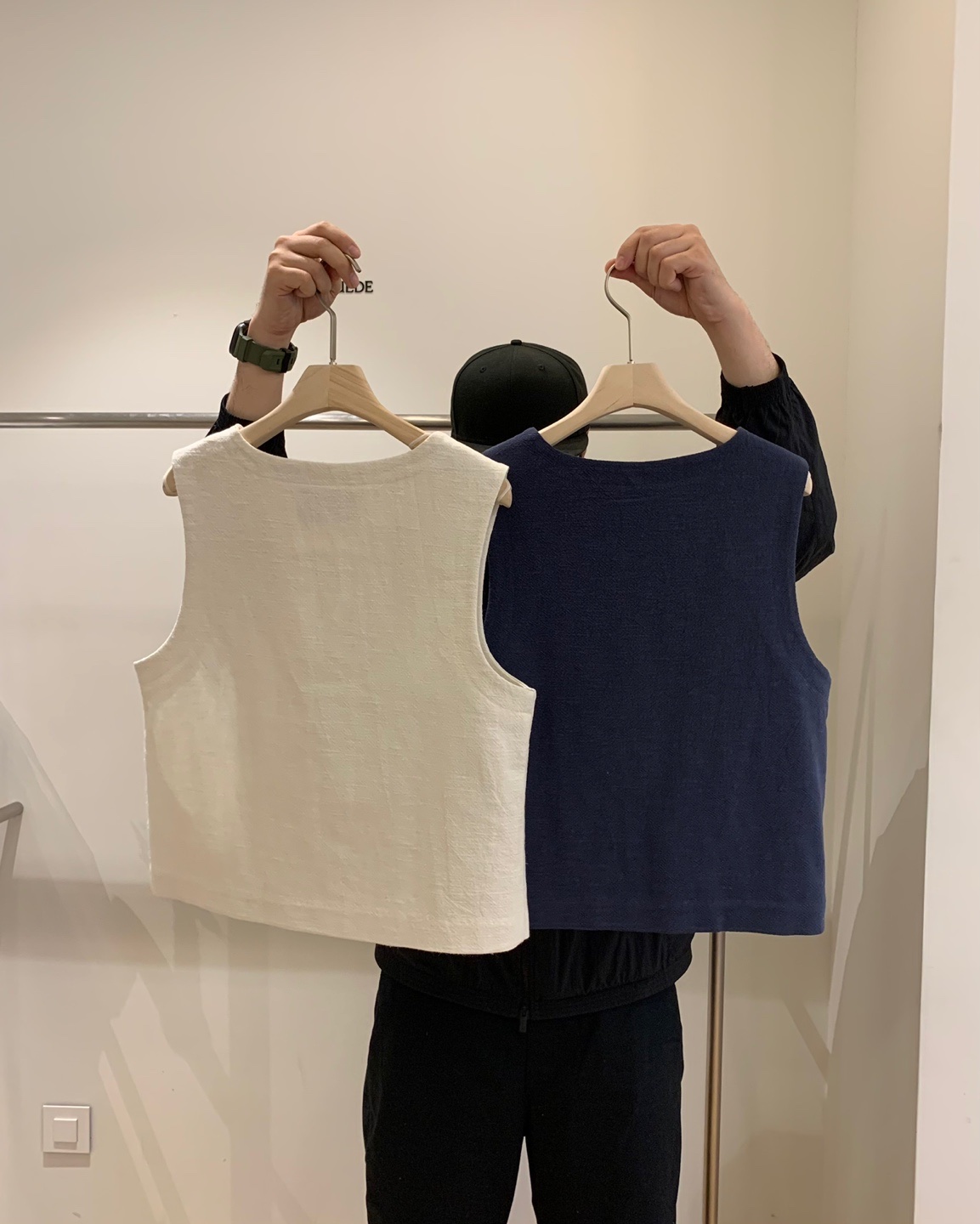 JUEDE(此品牌容易投訴)東大門直郵女裝新品熱賣休閑真品馬甲JUEDE馬甲