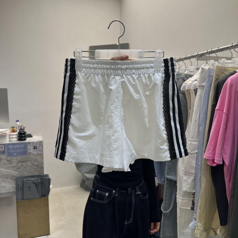 EYEL東大門實拍女裝新品真品25春夏人氣休閑熱賣時尚短褲蕾絲EYEL短褲