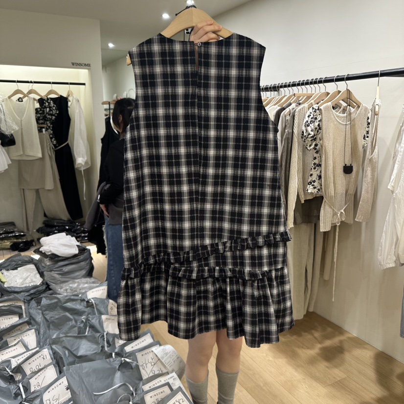 WINSOME東大門實拍女士新款推薦時尚人氣休閑25春夏職業連衣裙WINSOME連衣裙