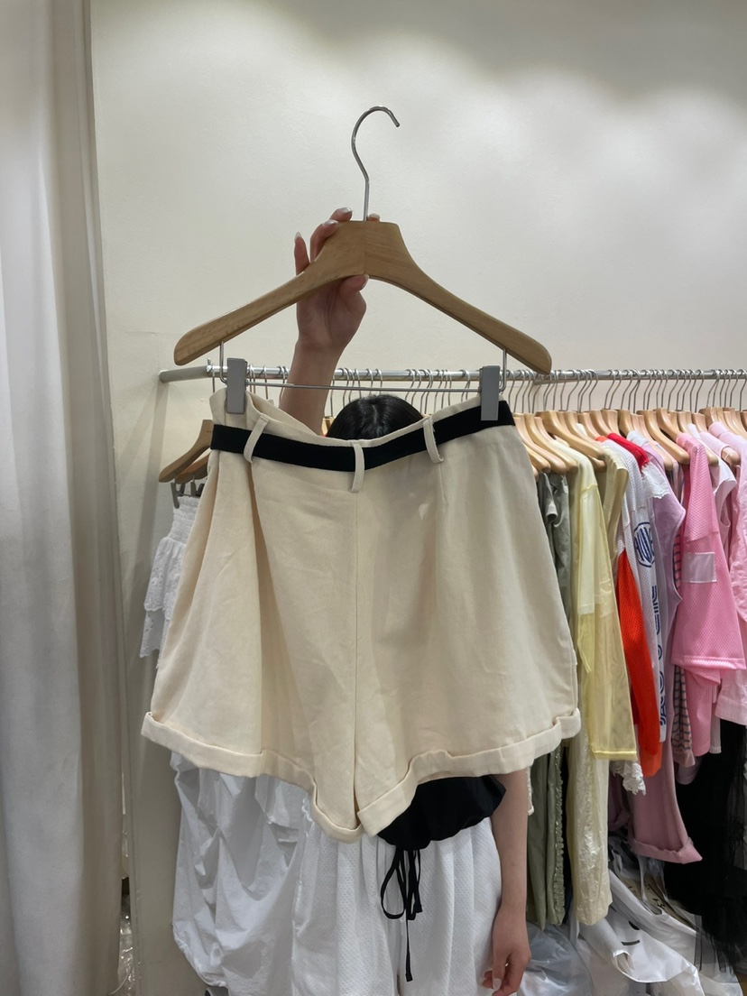 AUVERFIT東大門直郵女裝新品熱賣人氣真品職業短褲含腰帶亞麻AUVERFIT短褲