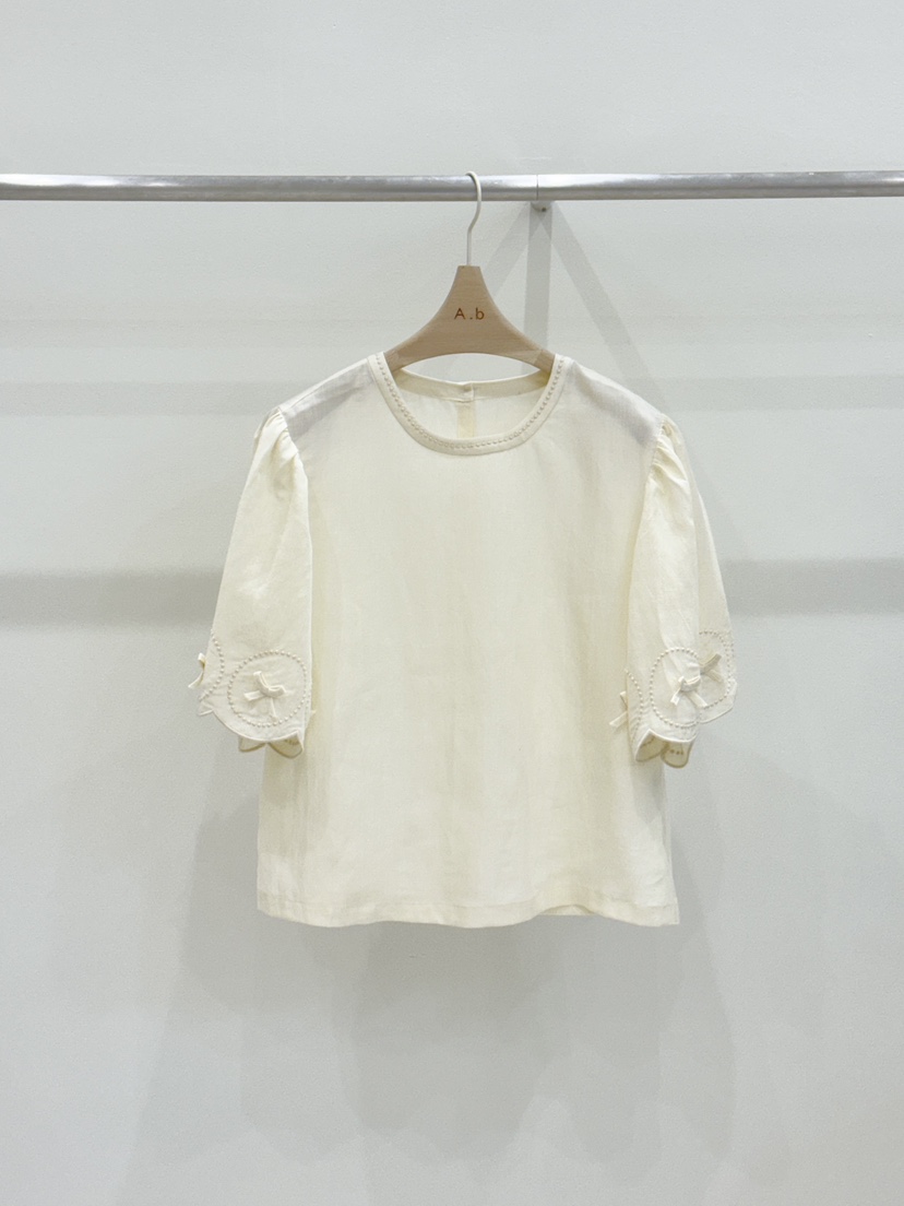 AUTUMN BEIGE PLUS東大門直郵女裝新品真品人氣襯衫蕾絲衫A.b/AUTUMN BEIGE襯衫/蕾絲衫圖色1