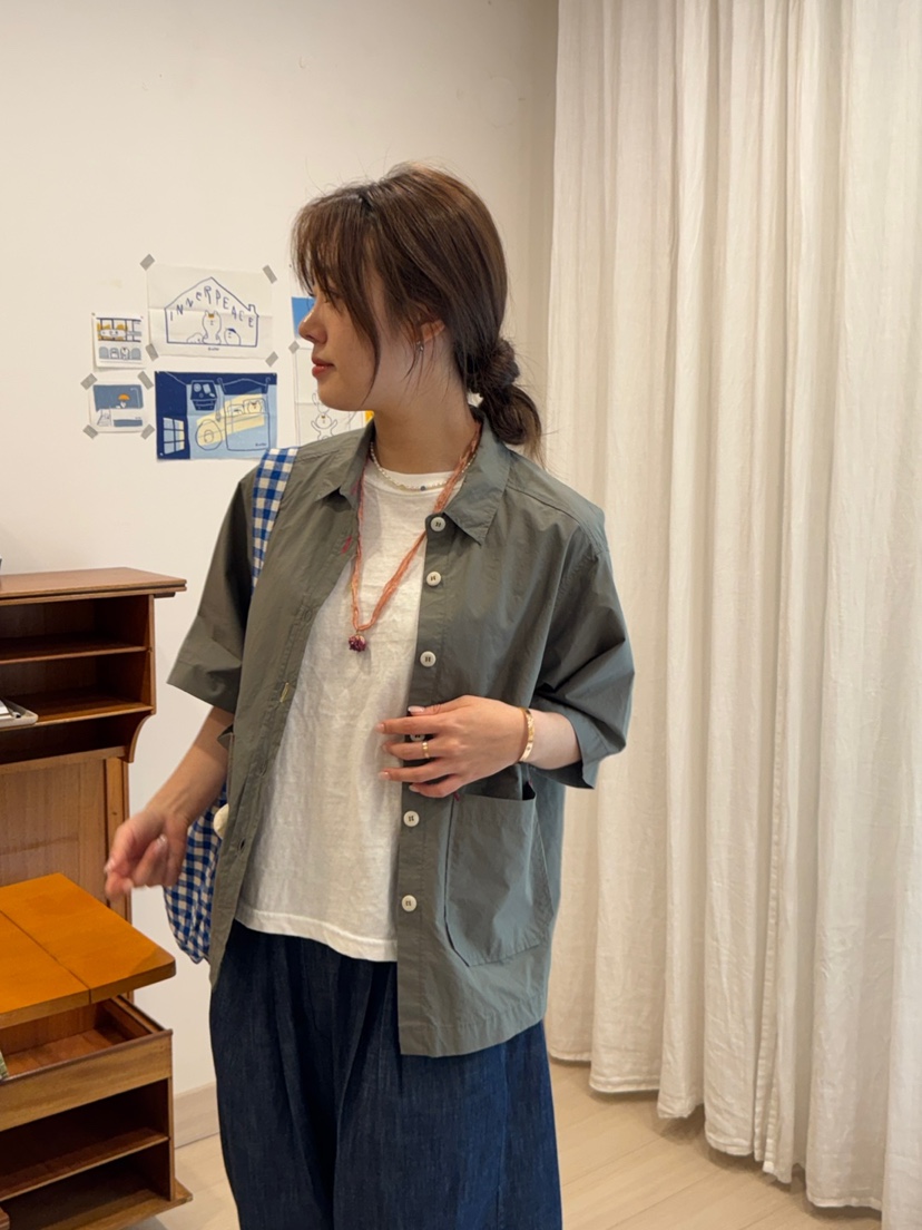 AT NOTE東大門實拍女裝新品真品熱賣人氣襯衫蕾絲衫史努比AT NOTE襯衫/蕾絲衫
