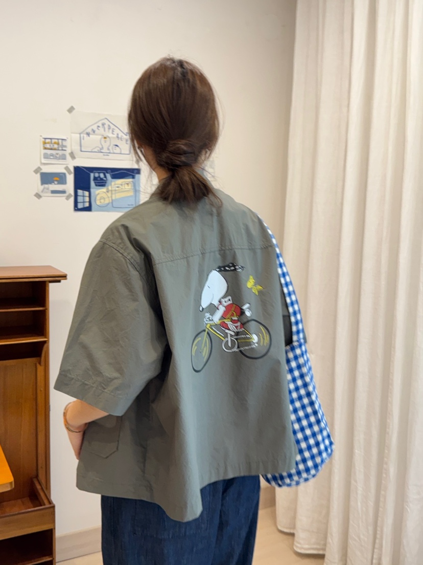 AT NOTE東大門實拍女裝新品真品熱賣人氣襯衫蕾絲衫史努比AT NOTE襯衫/蕾絲衫
