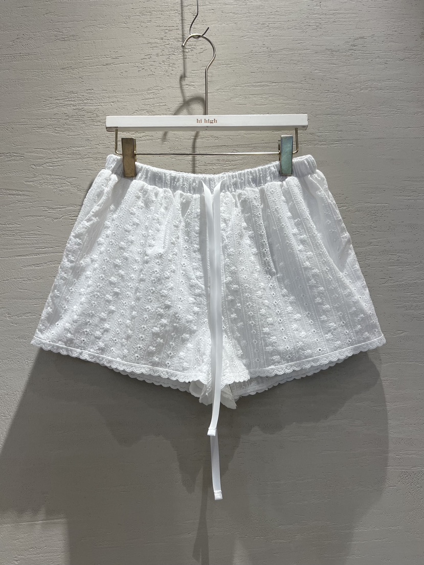 HI HIGH韓國直郵女士新品時尚人氣25春夏職業休閑短褲蕾絲SEESTAR/hi high短褲圖色1