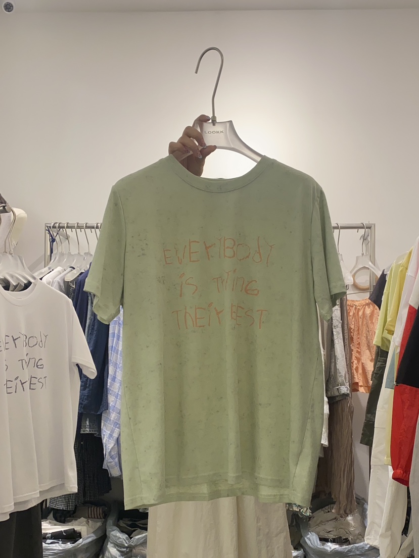 LOOKK韓國直郵女裝新品推薦25春夏熱賣職業真品時尚休閑T恤LOOKKT恤圖色2