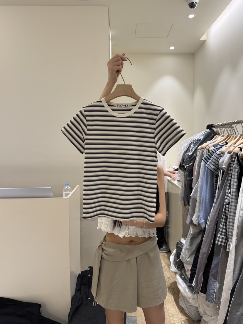 FLOWER-L東大門代購女裝新品人氣熱賣25春夏真品時尚休閑T恤FLOWERT恤圖色1