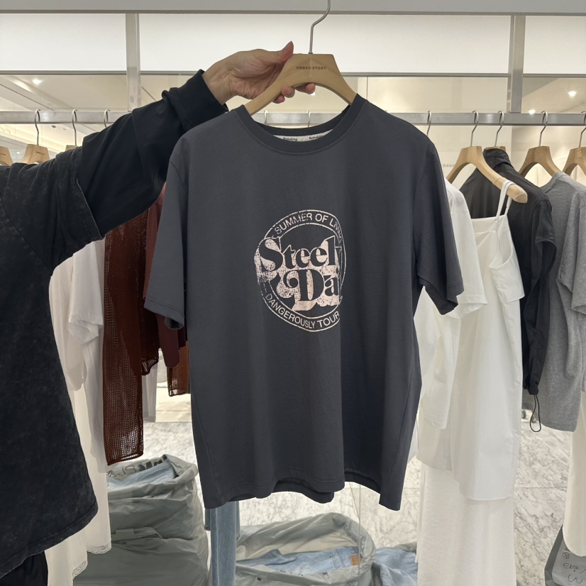 URBANSTORY/REMAKING東大門實拍女士新品人氣休閑推薦職業T恤Remaking/URBANSTORYT恤圖色3
