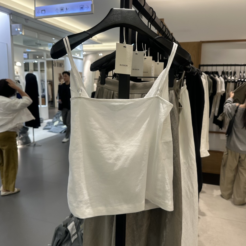 BLOSSOM韓國直郵女士新款真品時尚休閑職業推薦熱賣吊帶背心BLOSSOM吊帶/背心