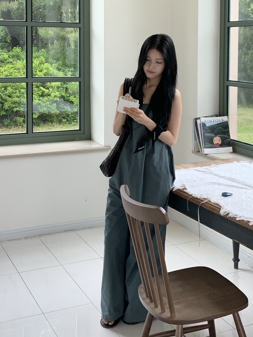 LOGARDEN韓國代購女士新款推薦25春夏人氣休閑背帶褲不含內搭LO GARDEN背帶褲