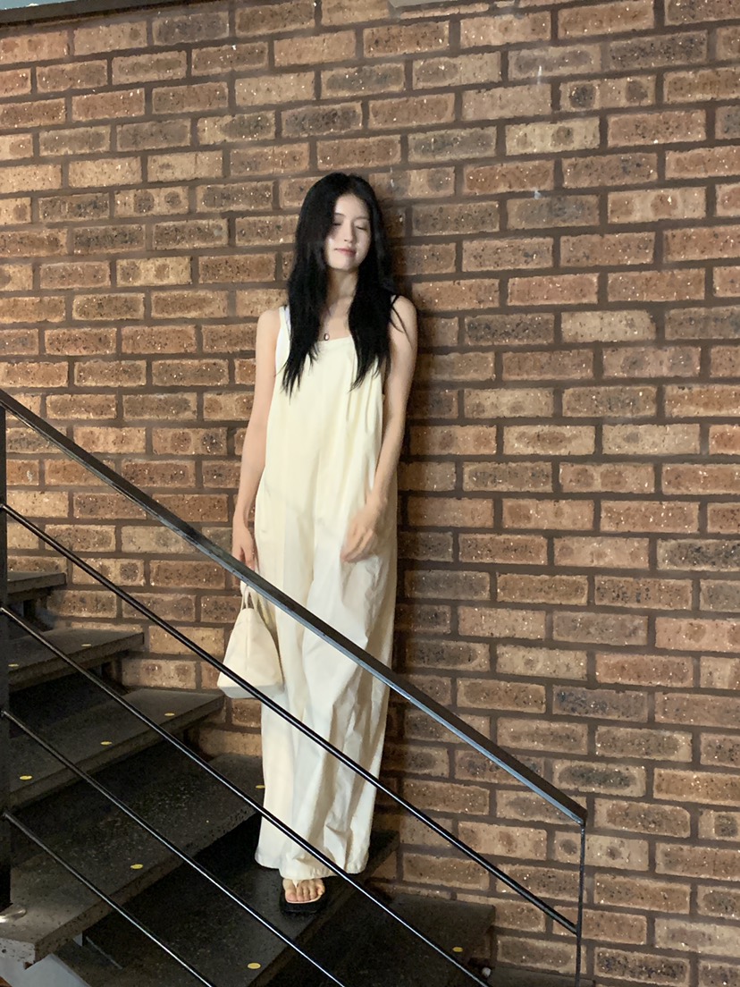 LOGARDEN韓國代購女士新款推薦25春夏人氣休閑背帶褲不含內搭LO GARDEN背帶褲圖色2