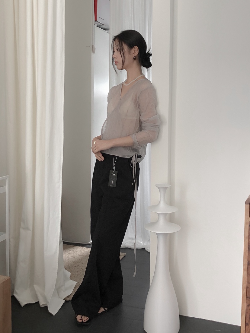 LE BUTTER東大門直郵女裝新品休閑真品襯衫蕾絲衫不含內搭LE BUTTER襯衫/蕾絲衫