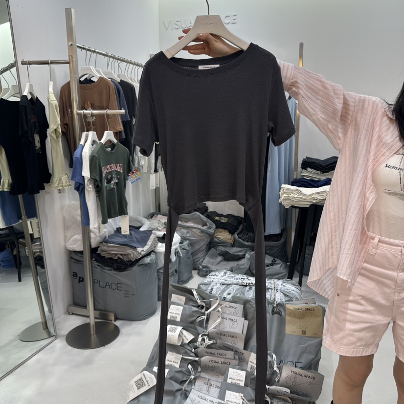 VISUAL SPACE東大門代購女裝新款職業推薦25春夏時尚熱賣T恤VISUAL SPACET恤圖色2