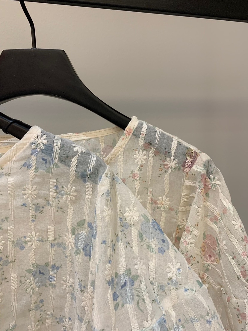 SOFTNESS韓國直郵女裝新品25春夏職業人氣真品推薦襯衫蕾絲衫Softness/Cosmic襯衫/蕾絲衫