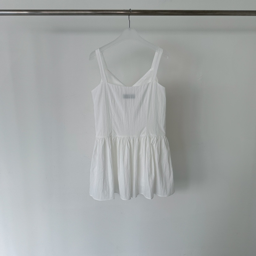 OATMEAL韓國代購女士新品25春夏休閑真品熱賣推薦職業連衣裙OATMEAL連衣裙